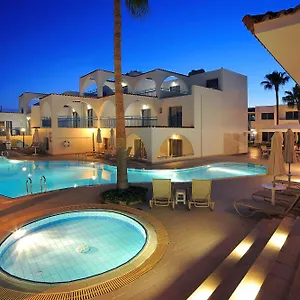 Petrosana Aparthotel Agia Napa